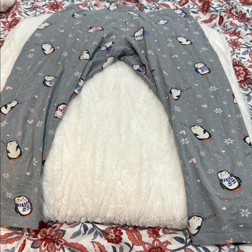 Source Unknown Gray Penguin Print Kids Leggings